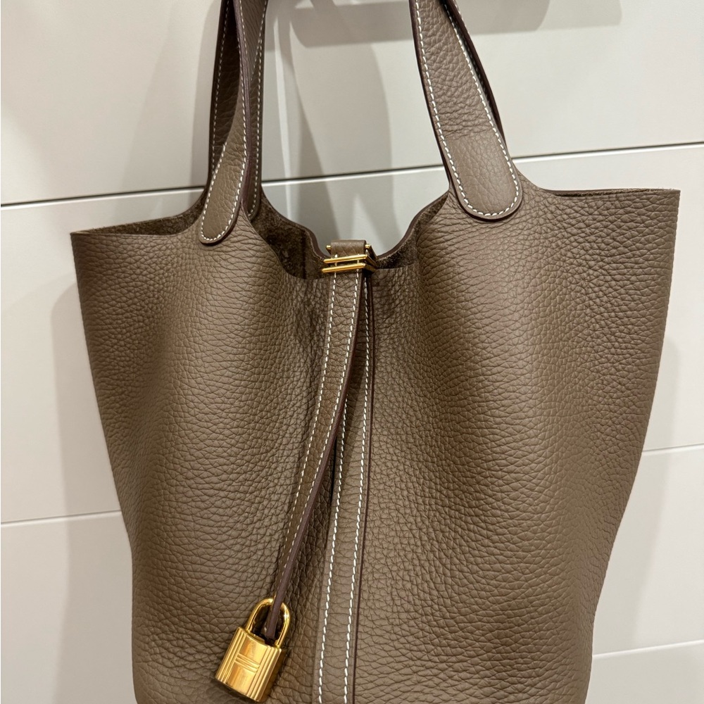 Hermès Picotin Lock 22 Etoupe Clemence Leather, Gold Hardware